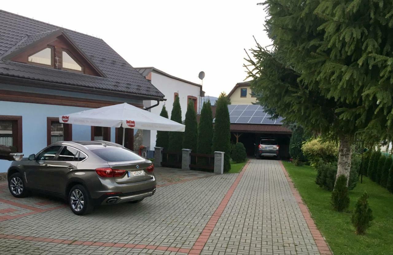 Penzion Saty Háromszlécs Kültér fotó